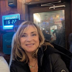 Meet your Posher, Monica